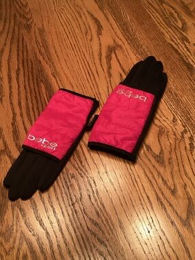 bebe Quilted Hot Pink and Black Sport Gloves
